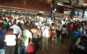 L'aéroport Roland Garros toujours pris d'assaut ce soir