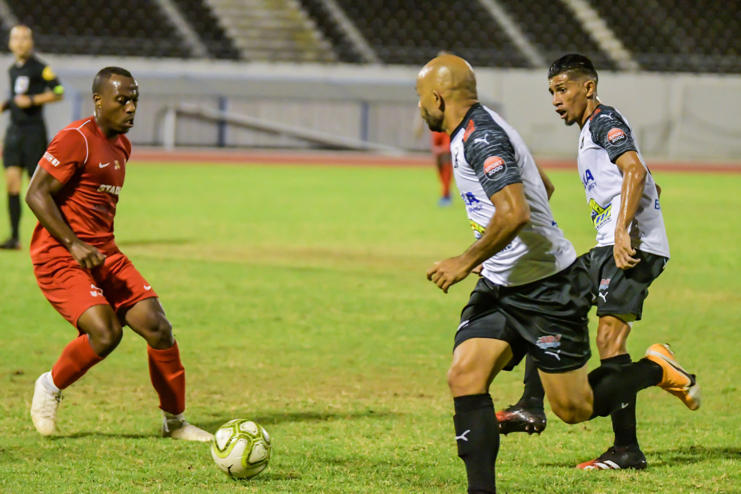 Coupe de France de football : Saint-Pierre persiste et signe