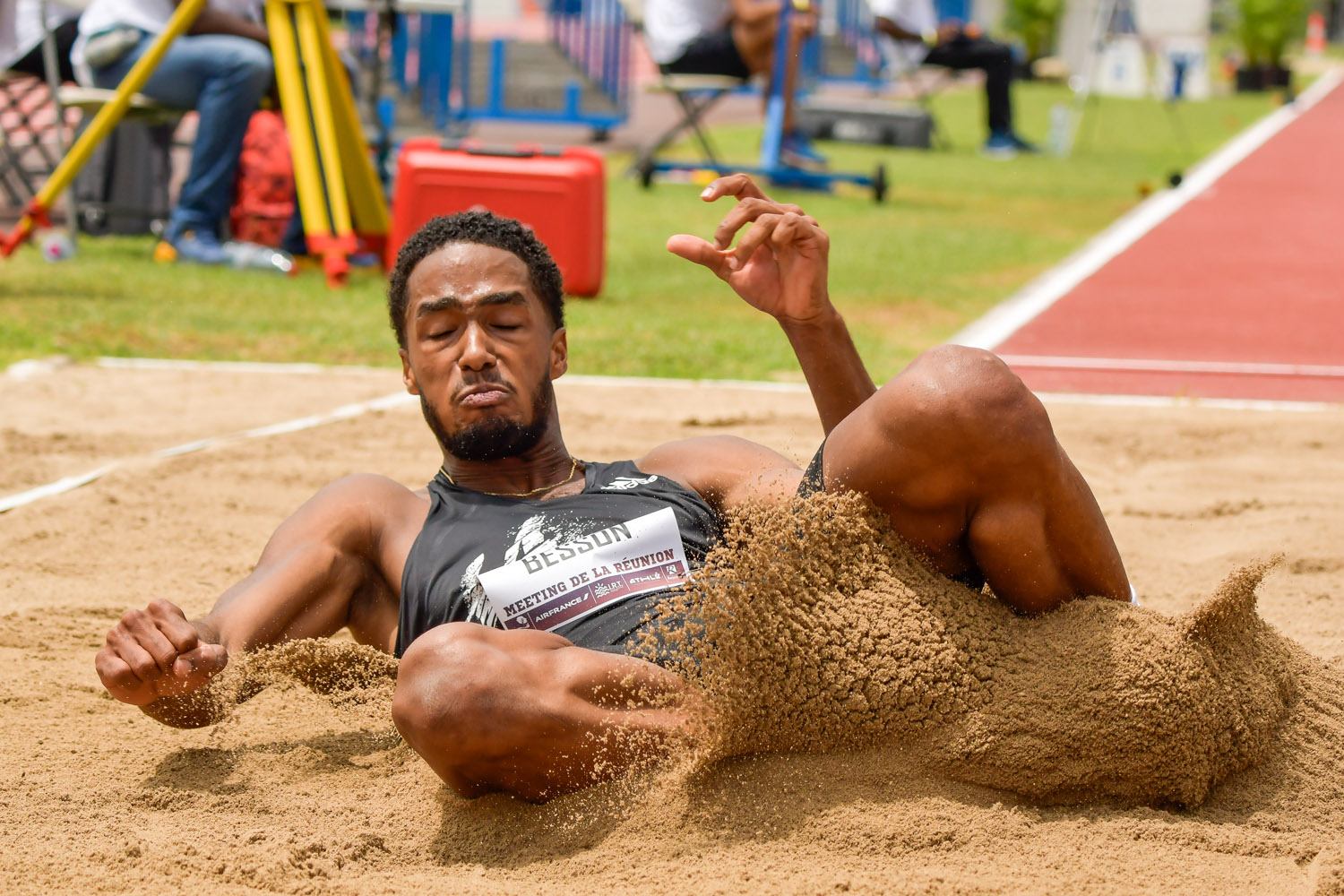 Photos - Sur la piste de La Réunion, Kevin Mayer et les combinards s'élancent vers 2021