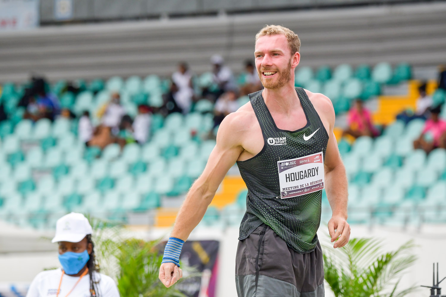 Photos - Sur la piste de La Réunion, Kevin Mayer et les combinards s'élancent vers 2021
