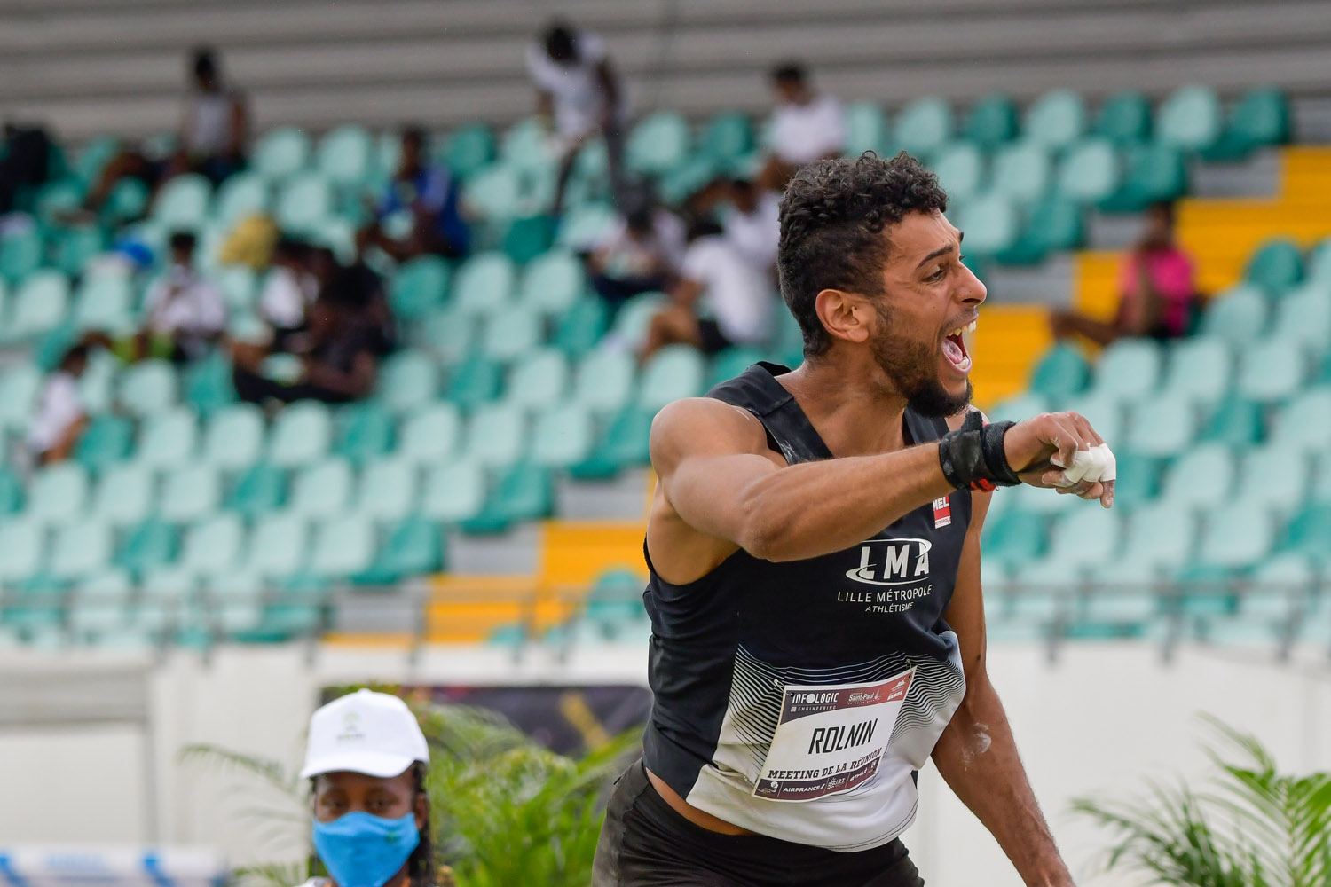 Photos - Sur la piste de La Réunion, Kevin Mayer et les combinards s'élancent vers 2021