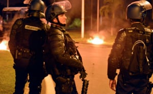 Les images marquantes de la nuit d'émeutes au Port