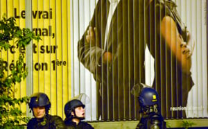 Les images marquantes de la nuit d'émeutes au Port