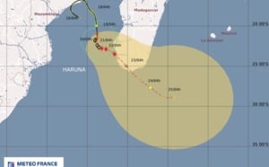 Haruna passe au stade de forte tempête tropicale et menace Madagascar