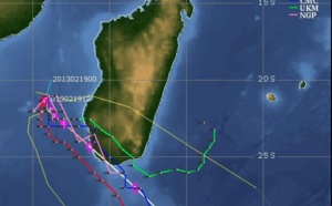 Haruna se trouve à 1.480 km à l'Ouest de l'île