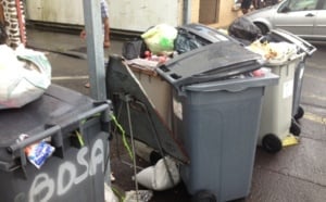 Les poubelles débordent à St-Suzanne: