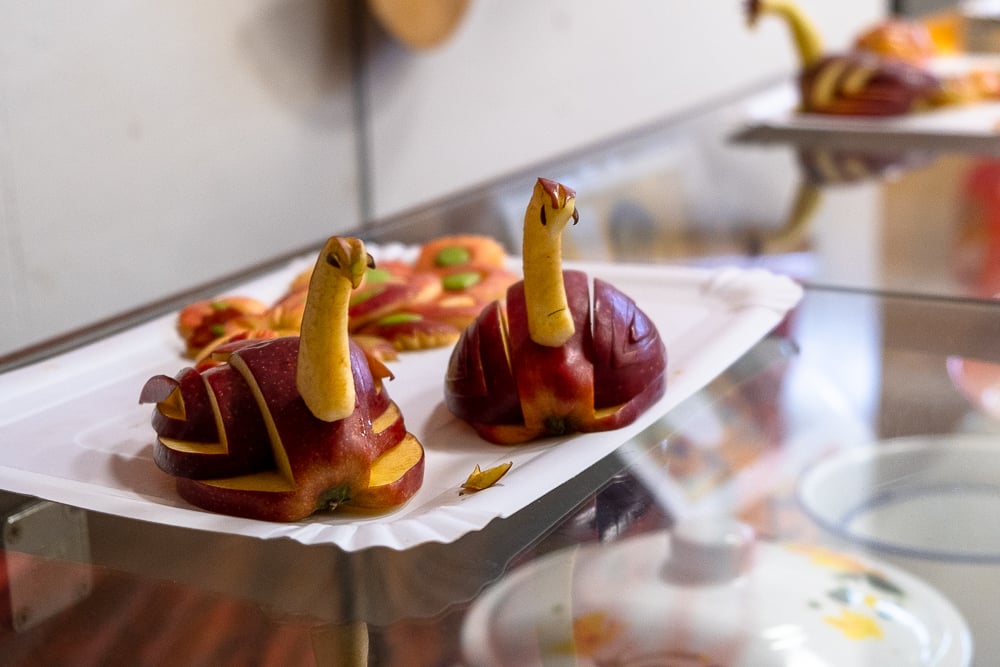 Ateliers de calligraphie et découpe sur fruits : inscrivez-vous !