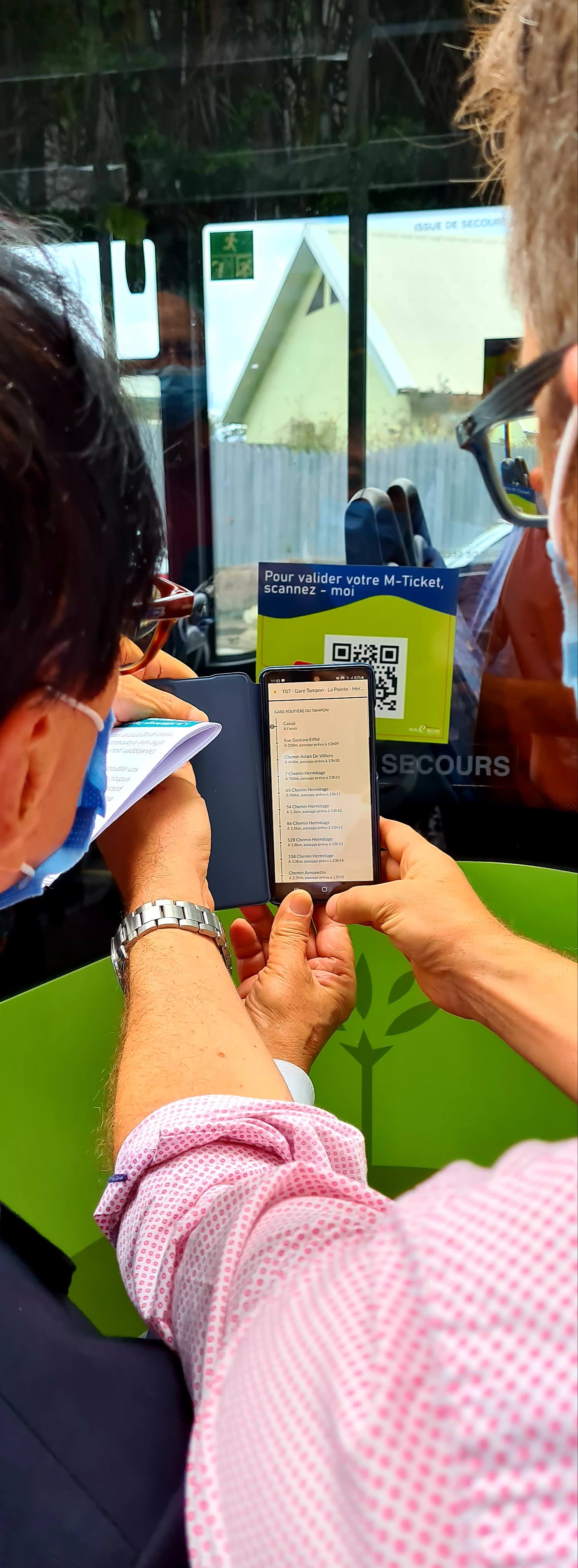 Une première à la Réunion: le lancement par la CASUD de l'application ZENBUS et de M-TICKET CARSUD