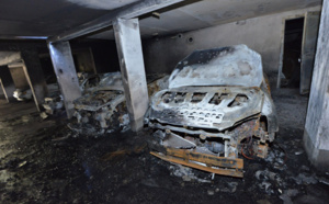 Incendie dans un parking au Moufia : Trois voitures détruites, pas de blessés