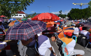 Des milliers de fidèles rassemblés au Chaudron pour la messe de la Pentecôte
