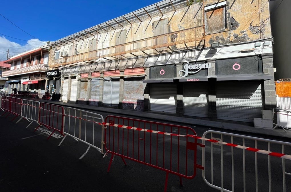 ? Saint-Denis : Un immeuble menace de s'effondrer rue Jean Chatel