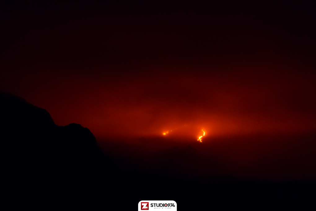 Photos : La coulée brille de mille feux dans les Grandes Pentes