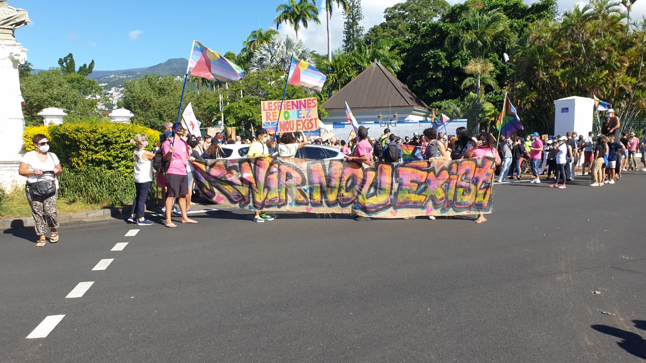 Marche des Visibilités LGBTQIA+ : Soleil et arc-en-ciel à Saint-Denis