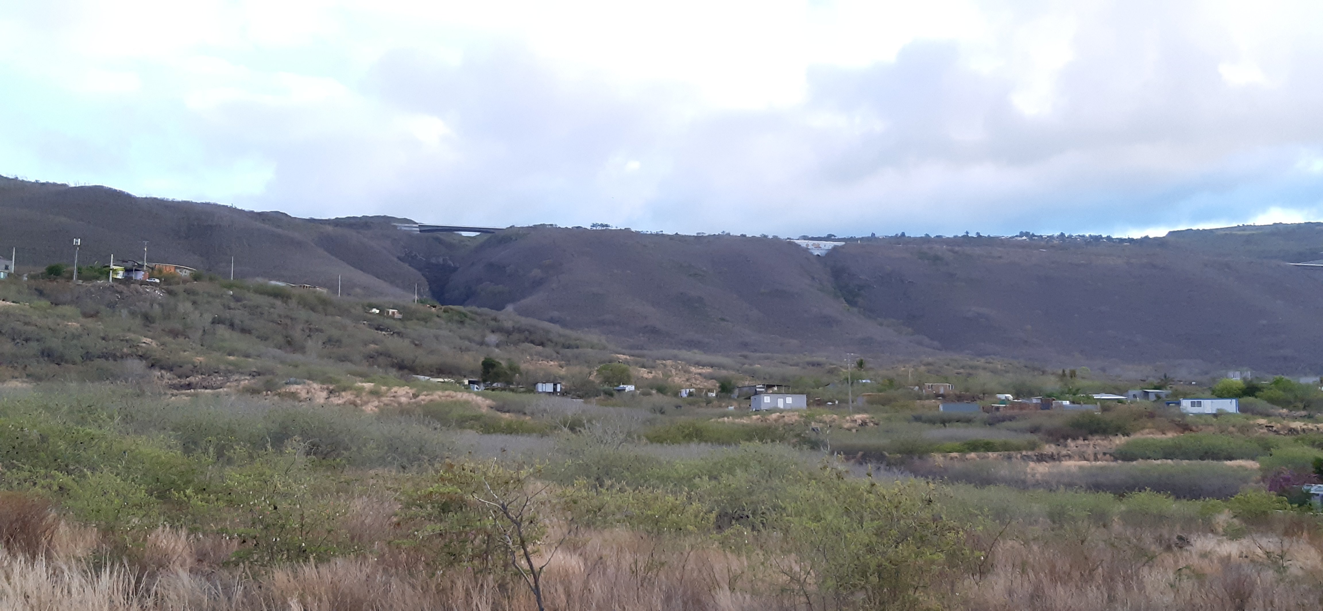 Enquête sur des constructions qui poussent dans la savane de Bellevue Saint-Paul