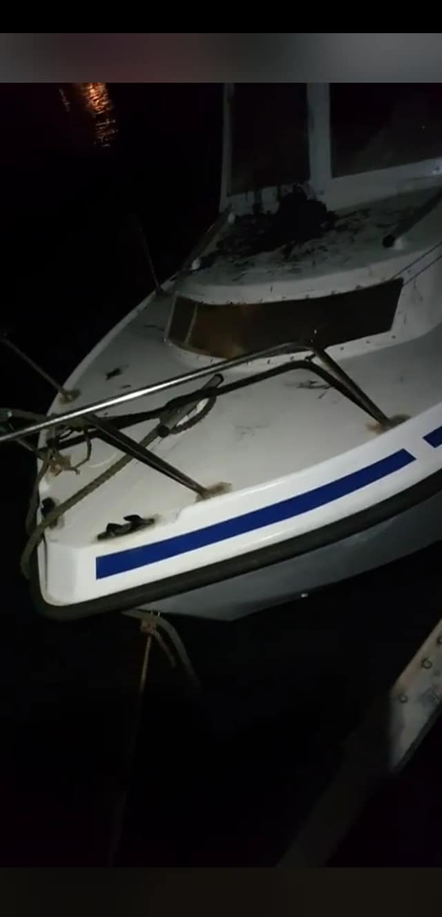 Grosse frayeur pour trois pêcheurs lors du chavirage de leur embarcation à Sainte-Marie