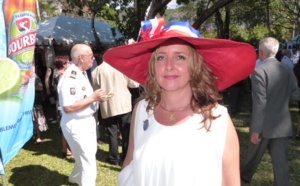 Concours de beaux chapeaux à la garden party de la Préfecture