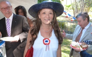 Concours de beaux chapeaux à la garden party de la Préfecture