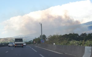 L'étang St-Paul ravagé par les flammes, gros ralentissements sur la quatre voies