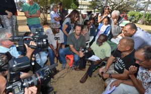 L'indigné de la Réunion, Samuel Mouen, refuse d'arrêter sa grève de la faim