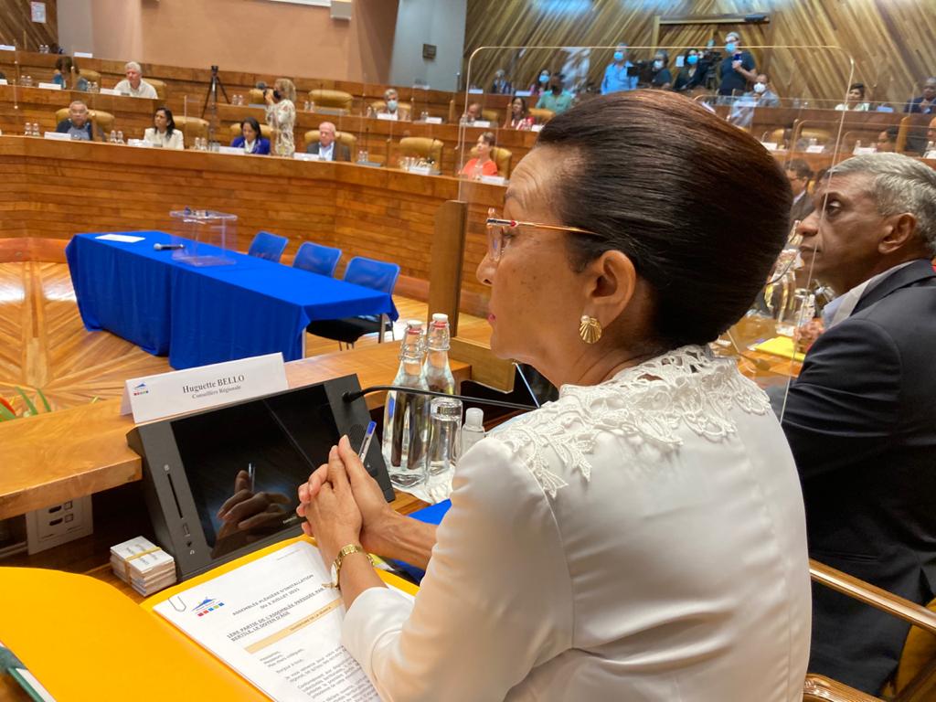 Huguette Bello élue présidente de Région : les meilleurs moments en images