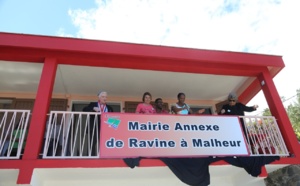 Roland Robert inaugure une mairie annexe pour Ravine à Malheur