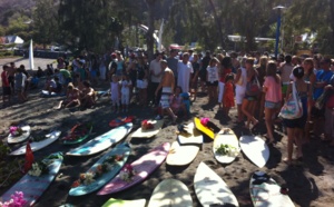 L'adieu des surfeurs à Jean-Baptiste Boudet
