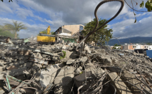 Retour en images sur la démolition de l'immeuble Hassanaly au Chaudron