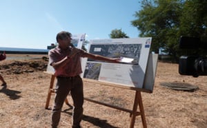 Didier Robert et Roland Robert posent la première pierre de la Nouvelle Route du Littoral