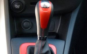 Nouvelle Clio RS, génération joystick...