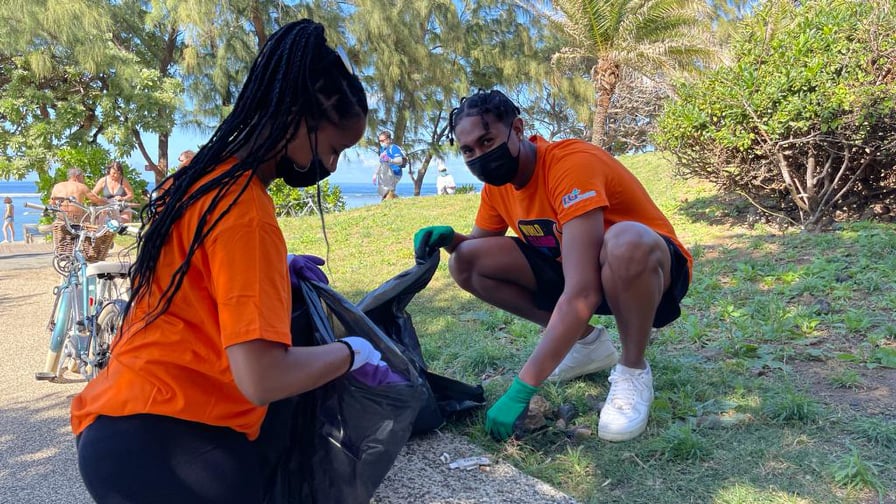World Clean Up Day : Les étudiants de l’IUT de St-Pierre ramassent 360 kg de déchets