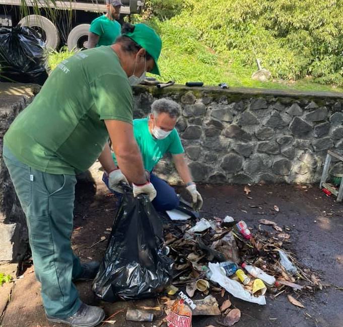 St-André : Evacuation de VHU, tri des déchets et pose de borne à verre au programme