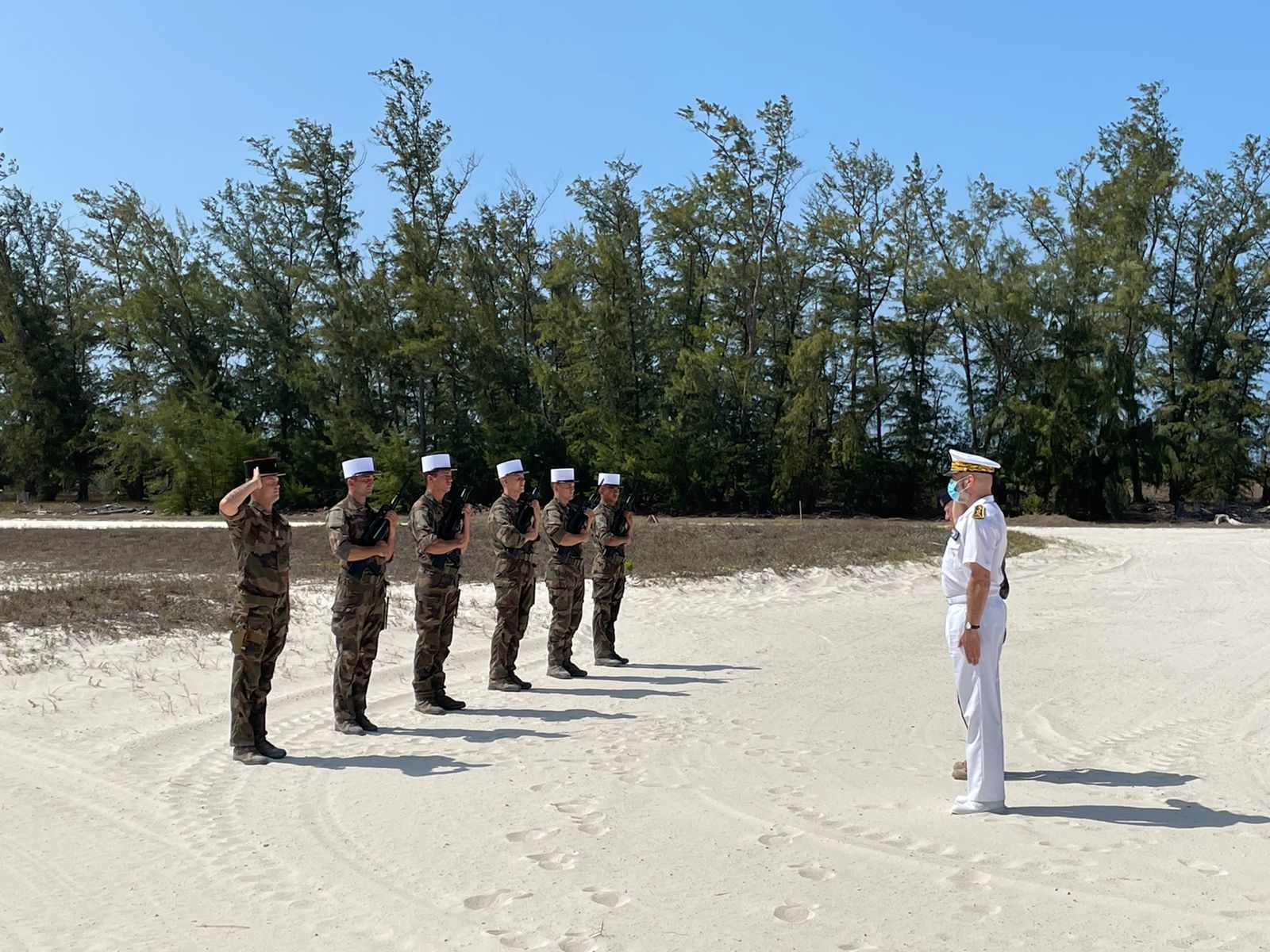 Tournée conjointe des autorités TAAF et FAZSOI dans les îles Éparses