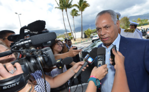 En images: Victorin Lurel est à la Réunion