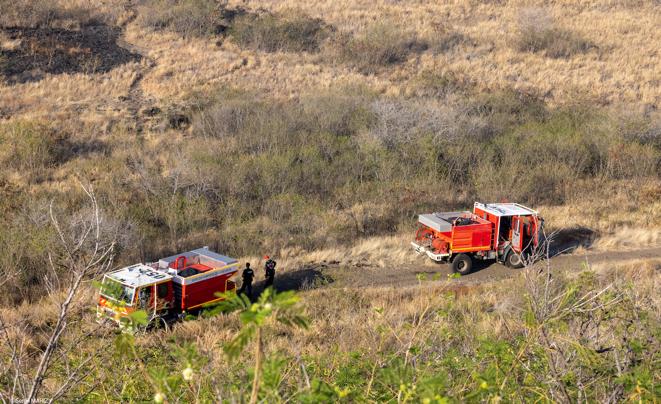 La savane du Cap La Houssaye une nouvelle fois incendiée: Les images aériennes