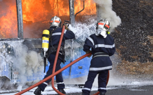 Bus en feu à St-Denis: Retour en images