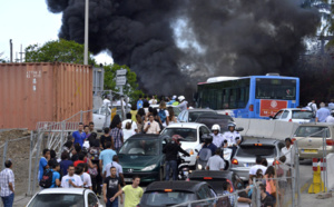 Bus en feu à St-Denis: Retour en images