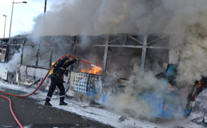 Bus en feu à St-Denis: Retour en images
