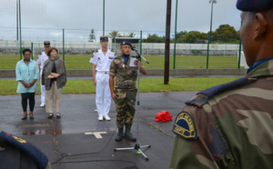 Prise d’arme des jeunes incorporés du RSMA-R