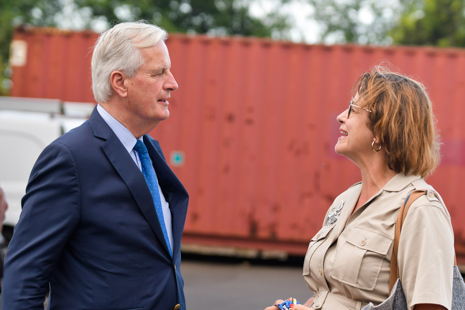 Retour en images : Michel Barnier à la rencontre de ses soutiens dans le nord