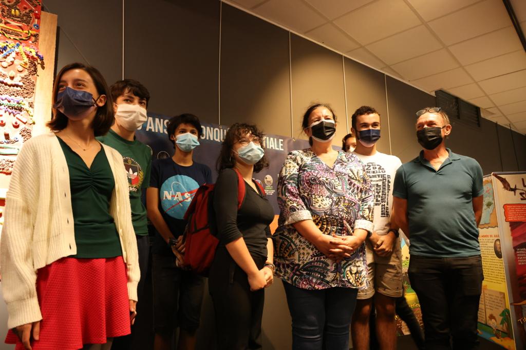 Photos - Visite de Frédérique Vidal à la rencontre des chercheurs de l'Observatoire volcanologique et de la Maison du Volcan