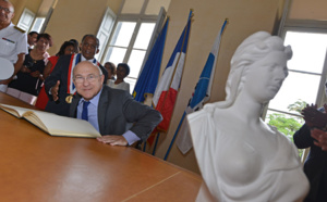 Retour en images sur la première journée de Michel Sapin à La Réunion
