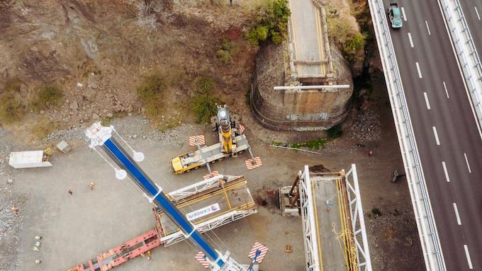 L'ancien pont de la Rivière des Galets tire sa révérence
