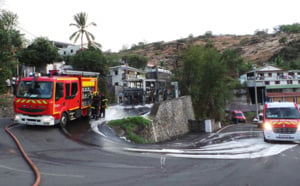 Saint-Paul : Un bus scolaire prend feu