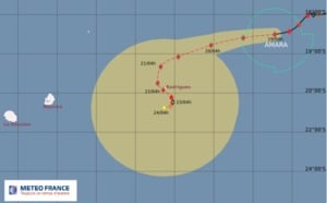 Amara continue de se renforcer et passe au stade de cyclone tropical intense