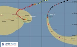 Météo : Amara s'affaiblit et Bruce file plein Sud