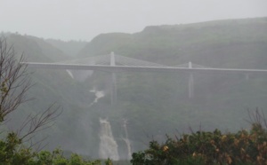 Images impressionnantes: la Ravine Trois Bassins submergée