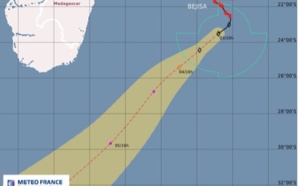 Le point à 16 heures : Bejisa se trouve à 240 km au Sud de La Réunion