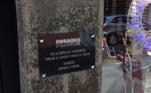St-Denis: les nouveaux horaires des boutiques affichés