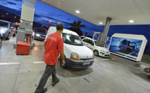 Les stations-service prises d'assaut hier, en soirée
