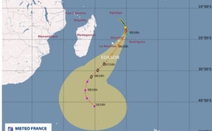 Edilson à 540 km, le système passera au plus près de La Réunion jeudi en fin de journée